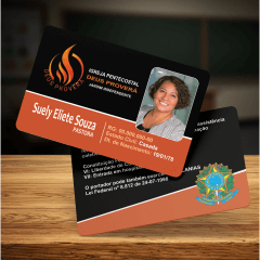 Carteirinha de Membro em PVC para igrejas evangélicas: identifica, organiza e valoriza fiéis com design profissional, dados do membro e logo da igreja. Resistente e ideal para uso em cultos e eventos.